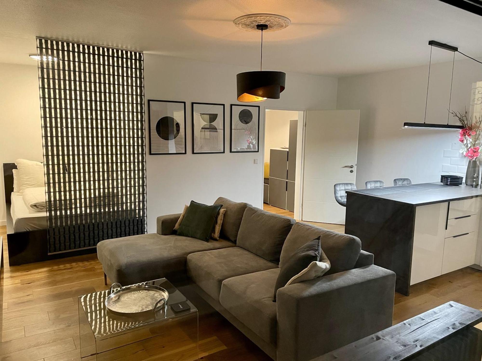 Charmantes Maschsee Und Messe Naehe Apartment Hannover